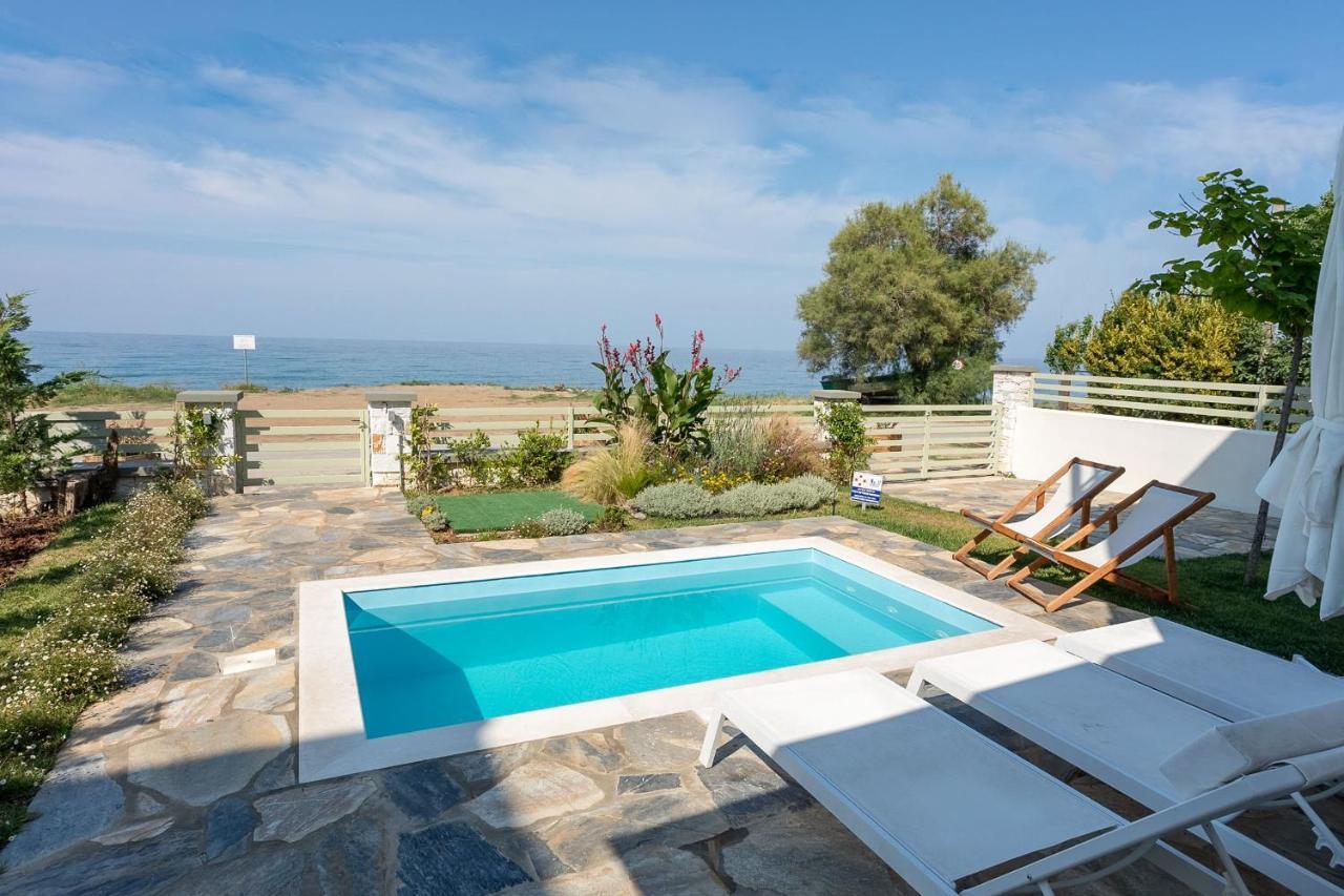 Sea And Sun Luxury Pools' Villas Chorefton Exterior foto